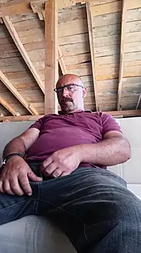 Snapshot of masculine_bear_daddy chatting on 06-17-26, 03:46 masculine bear daddy online show from 06-17-26, 03:46