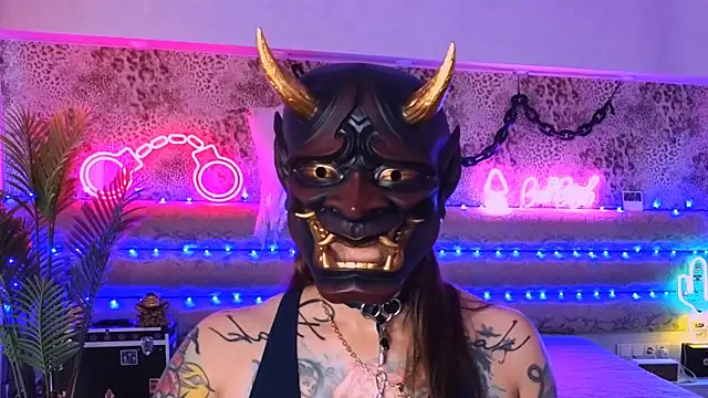 Cool Freak  online show from 11-01-25, 10:06