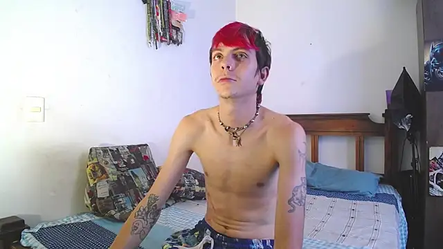 Snapshot of Twink_Temptation chatting on 11-19-25, 07:47 Twink Temptation online show from 11-19-25, 07:47