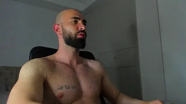 Snapshot of MichaelMasterss chatting on 04-30-26, 10:03 MichaelMasterss online show from 04-30-26, 10:03