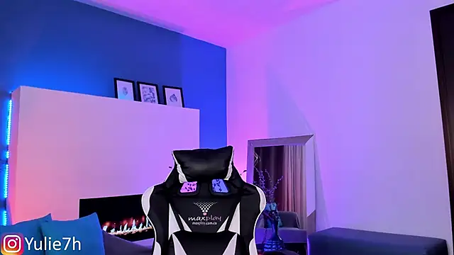  Jessy Moon  online show from 09-21-25, 09:16