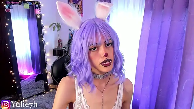  Jessy Moon  online show from 04-04-26, 09:45