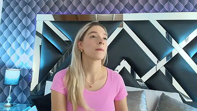 Snapshot of victoriaa_lee_ chatting on 02-06-25, 07:07 victoriaa lee online show from 02-06-25, 07:07