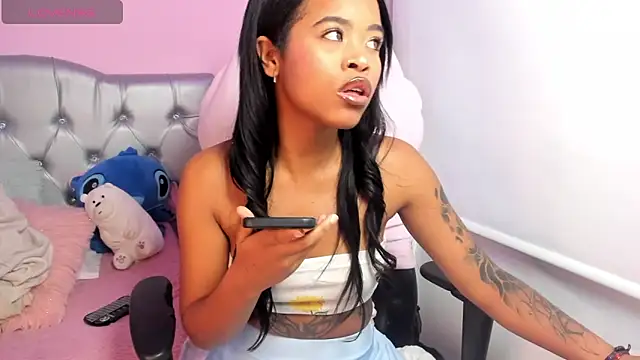 Mia damm online show from 11-07-25, 03:39