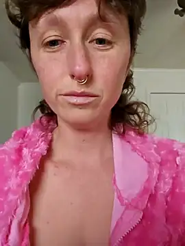 Snapshot of mossy_kiss chatting on 01-19-25, 06:53 mossy kiss online show from 01-19-25, 06:53