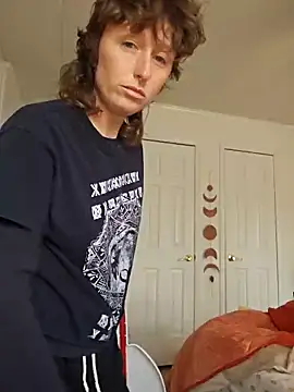 Snapshot of mossy_kiss chatting on 02-22-25, 03:14 mossy kiss online show from 02-22-25, 03:14