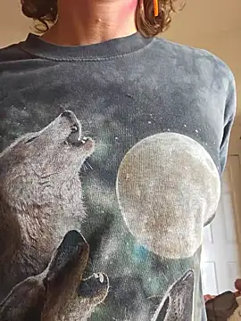 Snapshot of mossy_kiss chatting on 11-17-25, 07:30 mossy kiss online show from 11-17-25, 07:30