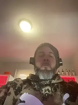 Cristian-Brayan online show from 01-21-25, 01:22