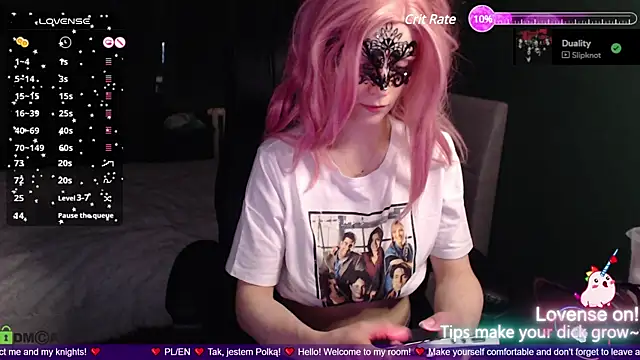 strawberry muffin online show from 02-13-25, 06:38