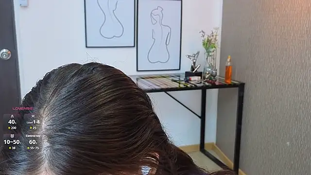 Alexa Thaylor  online show from 06-07-26, 04:44