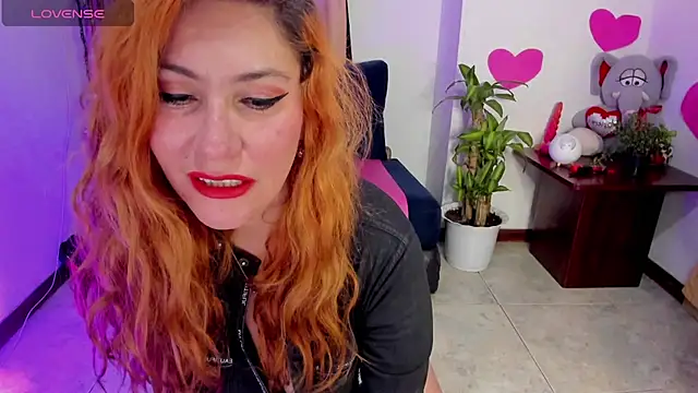 Snapshot of HARLEYJAC1 chatting on 10-17-25, 08:06 HARLEYJAC1 online show from 10-17-25, 08:06