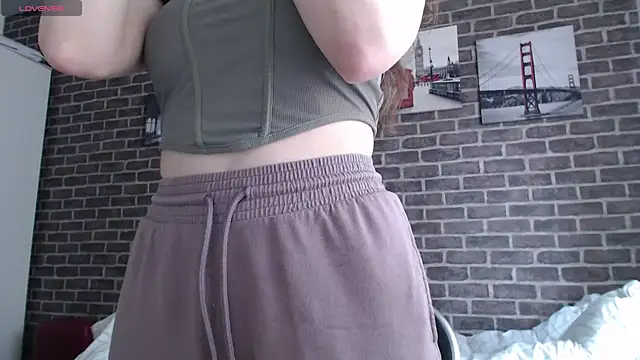 Snapshot of _Hot_Lady_ chatting on 01-08-25, 01:41 Hot Lady online show from 01-08-25, 01:41