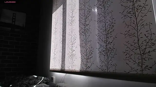 Snapshot of _Hot_Lady_ chatting on 02-20-25, 03:08 Hot Lady online show from 02-20-25, 03:08