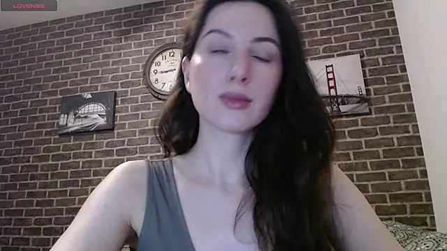 Snapshot of _Hot_Lady_ chatting on 03-21-25, 09:23 Hot Lady online show from 03-21-25, 09:23