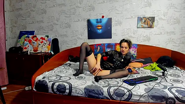 KagamiTayga online show from 11-25-25, 02:33