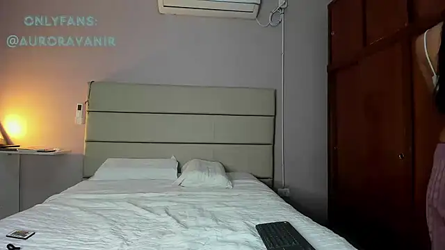 Snapshot of Aurora_Vanir chatting on 12-07-24, 03:14 Aurora Vanir online show from 12-07-24, 03:14