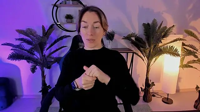 RebeccaMartinez online show from 12-29-24, 05:31