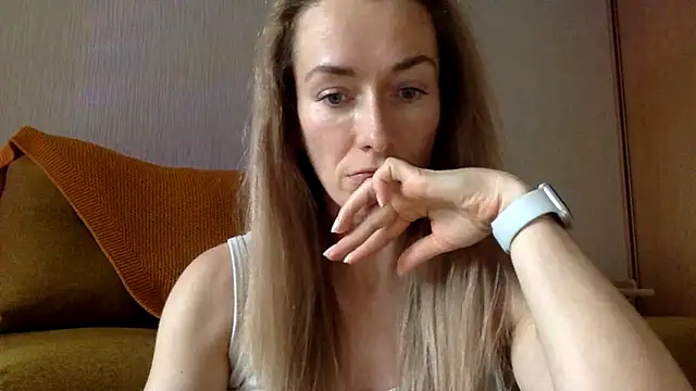 RebeccaMartinez online show from 03-17-25, 08:40