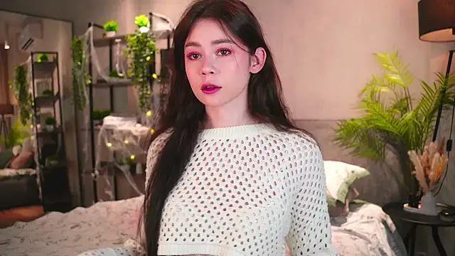 AuroraMari online show from 11-08-25, 11:25