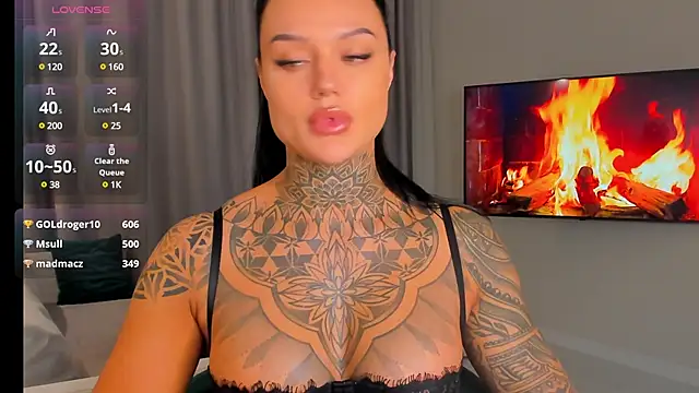 Snapshot of pantera_flashh chatting on 02-18-25, 04:26 pantera flashh online show from 02-18-25, 04:26