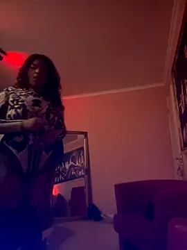 sophiahot thick online show from 10-21-25, 12:33