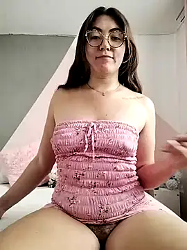 katha steele  online show from 02-19-25, 08:31