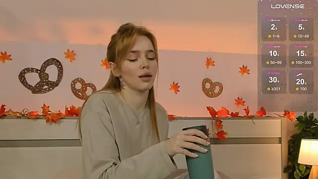 Phoenix Margo online show from 09-18-25, 03:08