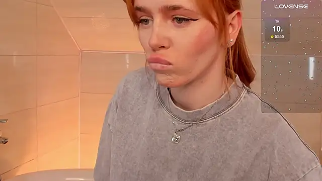 Phoenix Margo online show from 09-25-25, 03:21