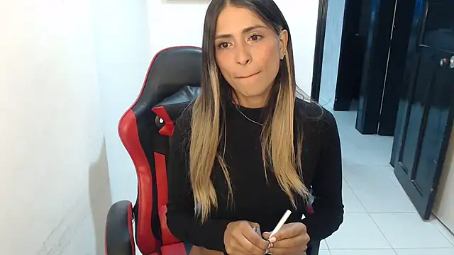 Liamiler01  online show from 11-27-25, 02:24