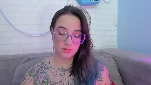 DEVA BLUE  online show from 02-10-25, 12:41