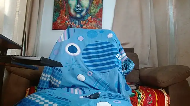 Snapshot of mommycum69_ chatting on 03-01-26, 06:32 mommycum69 online show from 03-01-26, 06:32