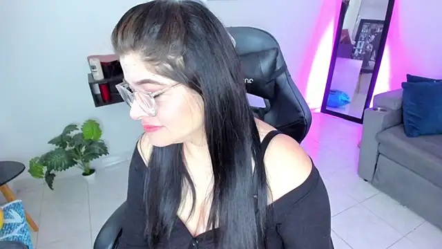 BellaFlaming online show from 09-19-25, 11:11