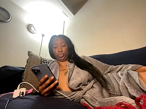 Iceblanca online show from 12-01-25, 07:35