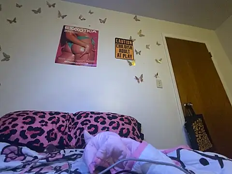 Iceblanca online show from 03-17-26, 04:28