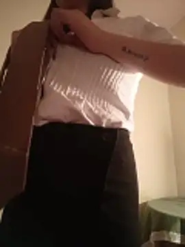 AmazingFuckCam online show from 05-16-26, 07:34