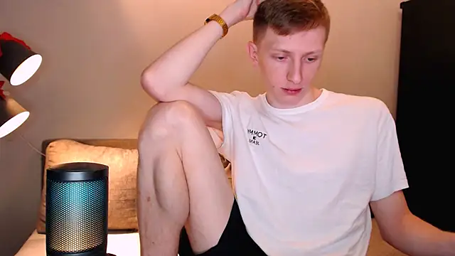 juliaanddima online show from 11-03-25, 09:16