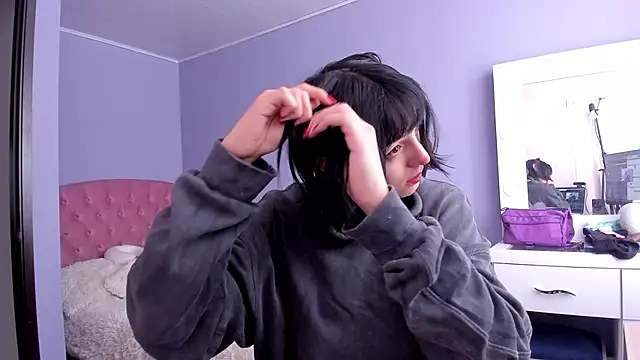 Room312  online show from 12-13-24, 05:43