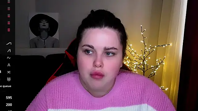 Emily Mo online show from 02-13-25, 09:41