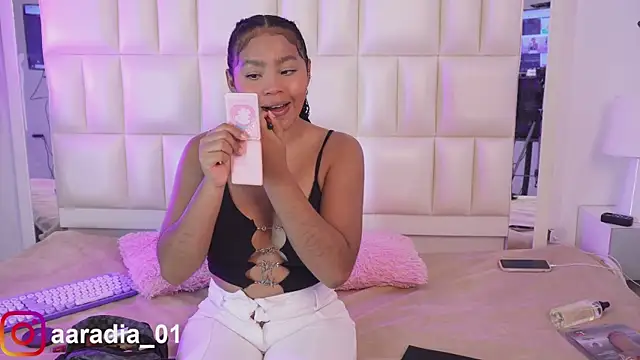 Anais aradia online show from 02-05-26, 07:24