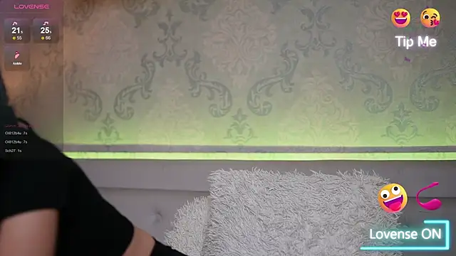 Snapshot of AmyKaiya chatting on 02-28-25, 09:33 AmyKaiya online show from 02-28-25, 09:33