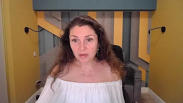 EllaLong online show from 12-04-24, 01:31