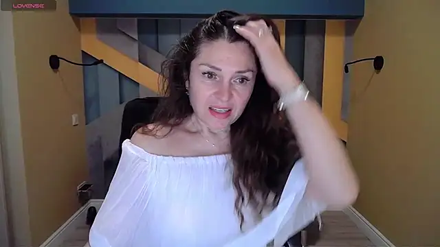 EllaLong online show from 12-20-24, 12:27