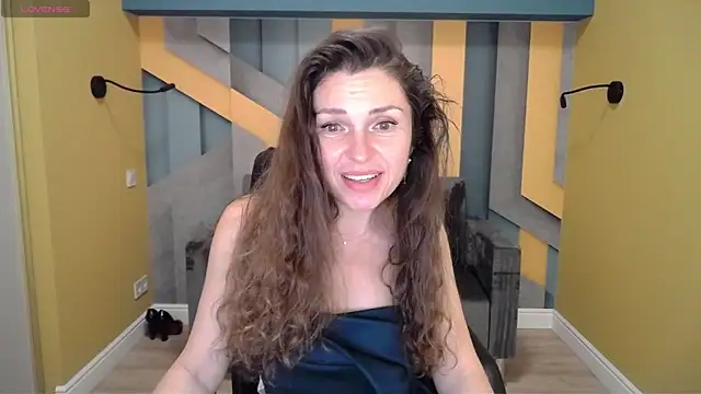 EllaLong online show from 12-24-24, 03:58