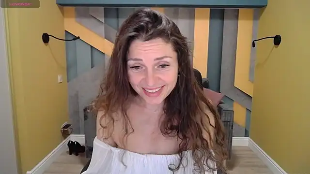 EllaLong online show from 12-31-24, 03:42