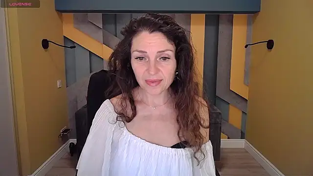 EllaLong online show from 01-25-25, 12:37