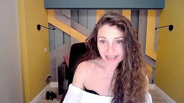 EllaLong online show from 02-15-25, 12:33