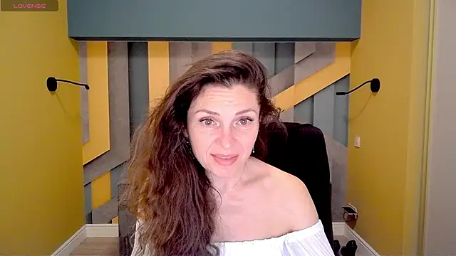 EllaLong online show from 02-19-25, 12:33