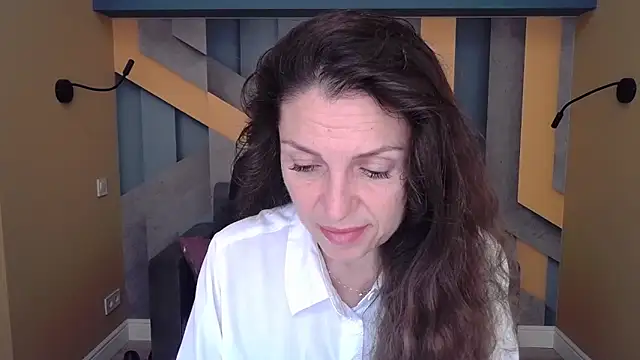 EllaLong online show from 10-08-25, 11:30