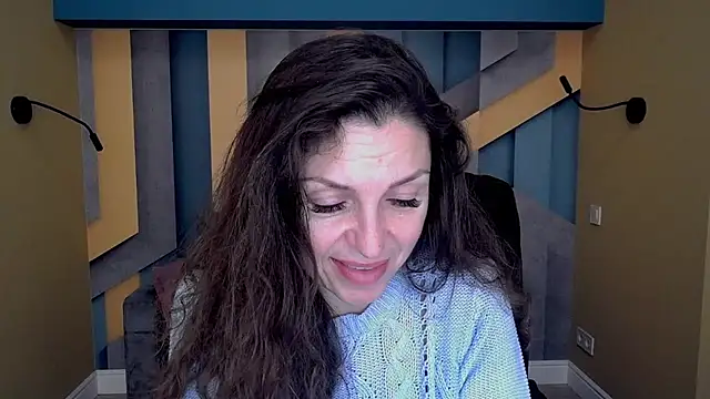 EllaLong online show from 10-17-25, 11:35