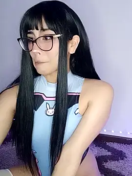 Snapshot of Cinamon_tits chatting on 09-18-25, 04:47 Cinamon tits online show from 09-18-25, 04:47